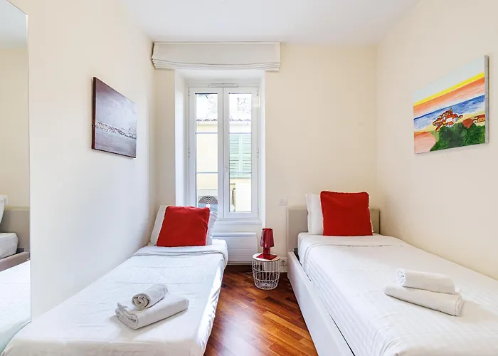 Palais De La Rose-centre-clim-plage Apartment Menton